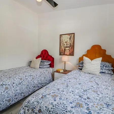 Prázdninový dům Down The Rabbit Hole Bristol