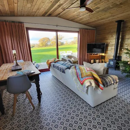 Down The Rabbit Hole Μπρίστολ