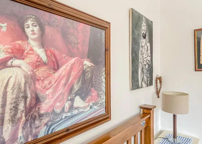 Holiday home Down The Rabbit Hole Bristol