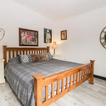 Ferienhaus Down The Rabbit Hole *