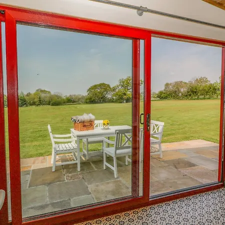 Down The Rabbit Hole ブリストル